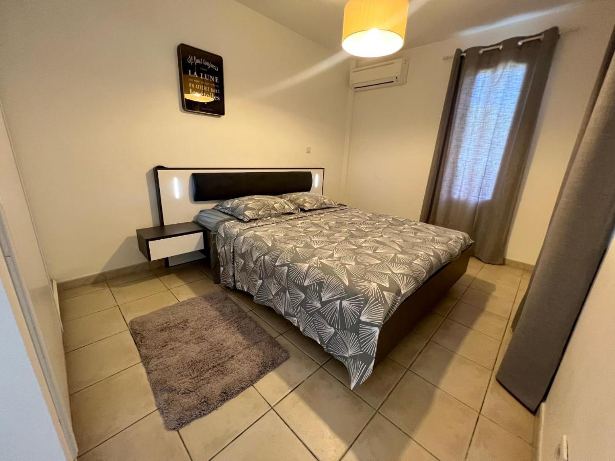 Appartement Au Bord De Mer เลอ มูเล่ ภายนอก รูปภาพ